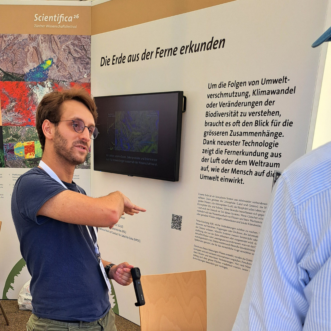 Riccardo Pedrelli from RSE explaining how thermal cameras are used in research.